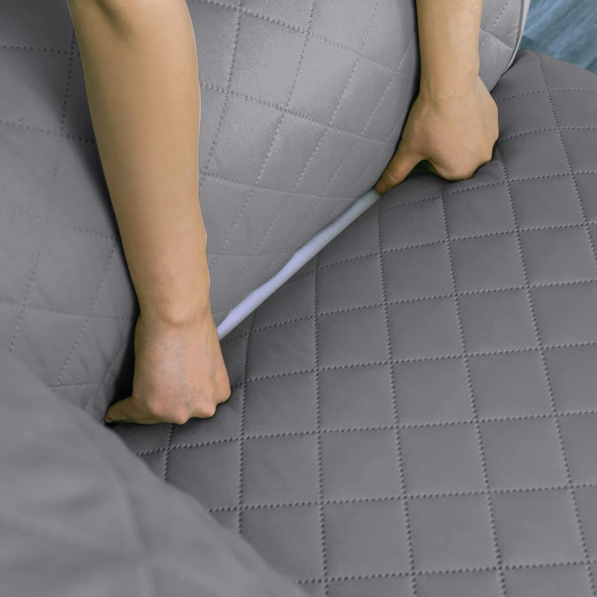sevi's Funda Sofá 3 Plazas Impermeable e Antideslizante con Bolsillos, Protector Sofá Reversible Antiarañazos para Mascotas, Oeko-Tex, Lavable - Gris Claro