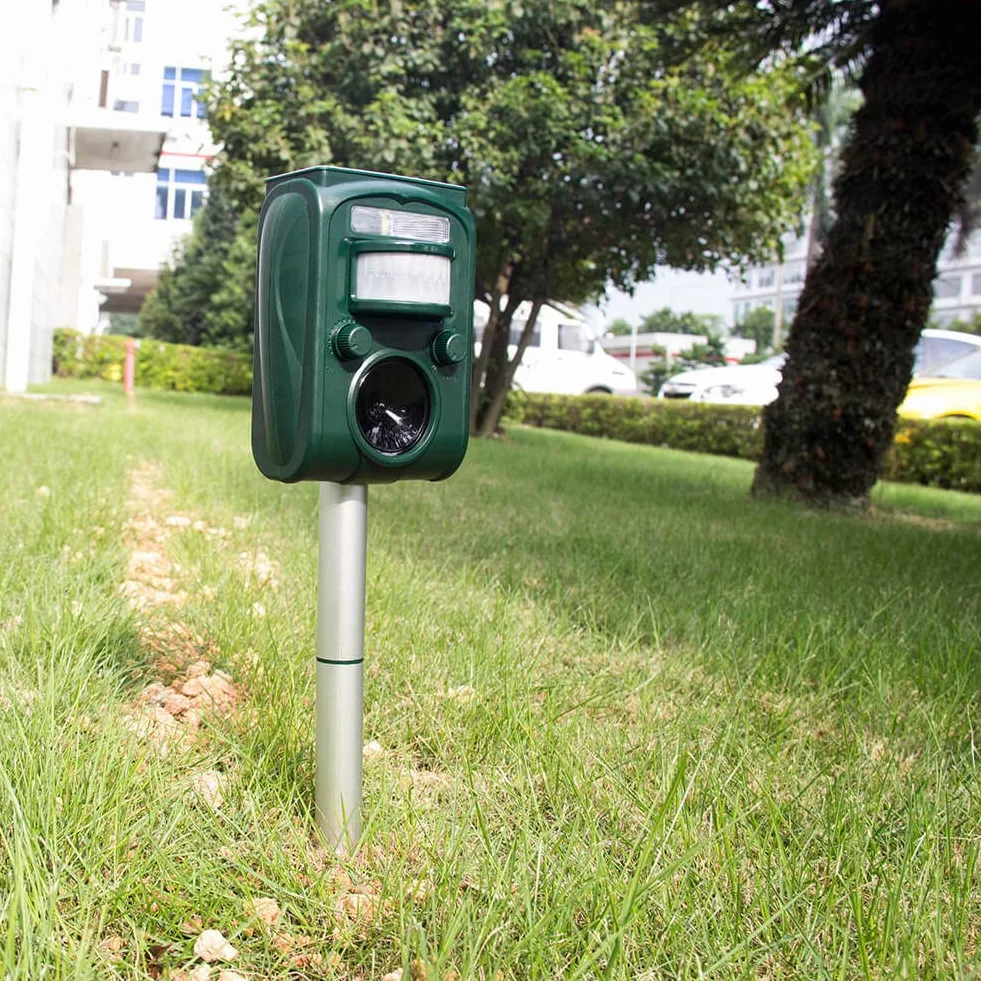 Ahuyentador solar ultrasonidos gatos | Jardines | Patios | Arenales | Tapias | Flores | Sofás y fundas