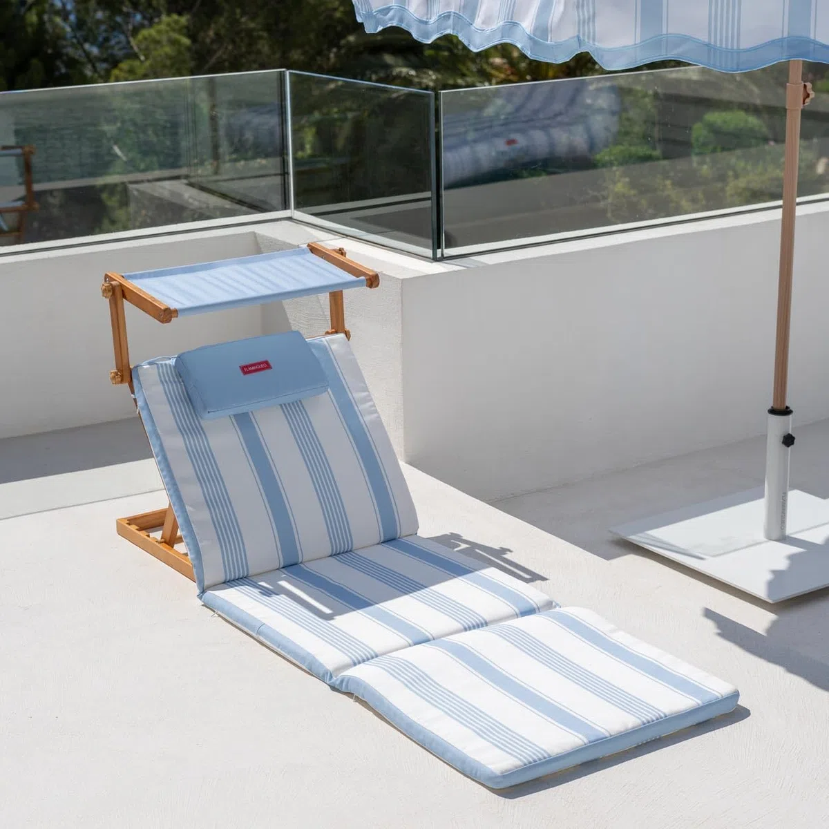 Flamingueo Tumbona Plegable - para Piscina - Reclinable 4 Posiciones - Parasol UPF50+ - Confort Premium - Poliéster - Azul