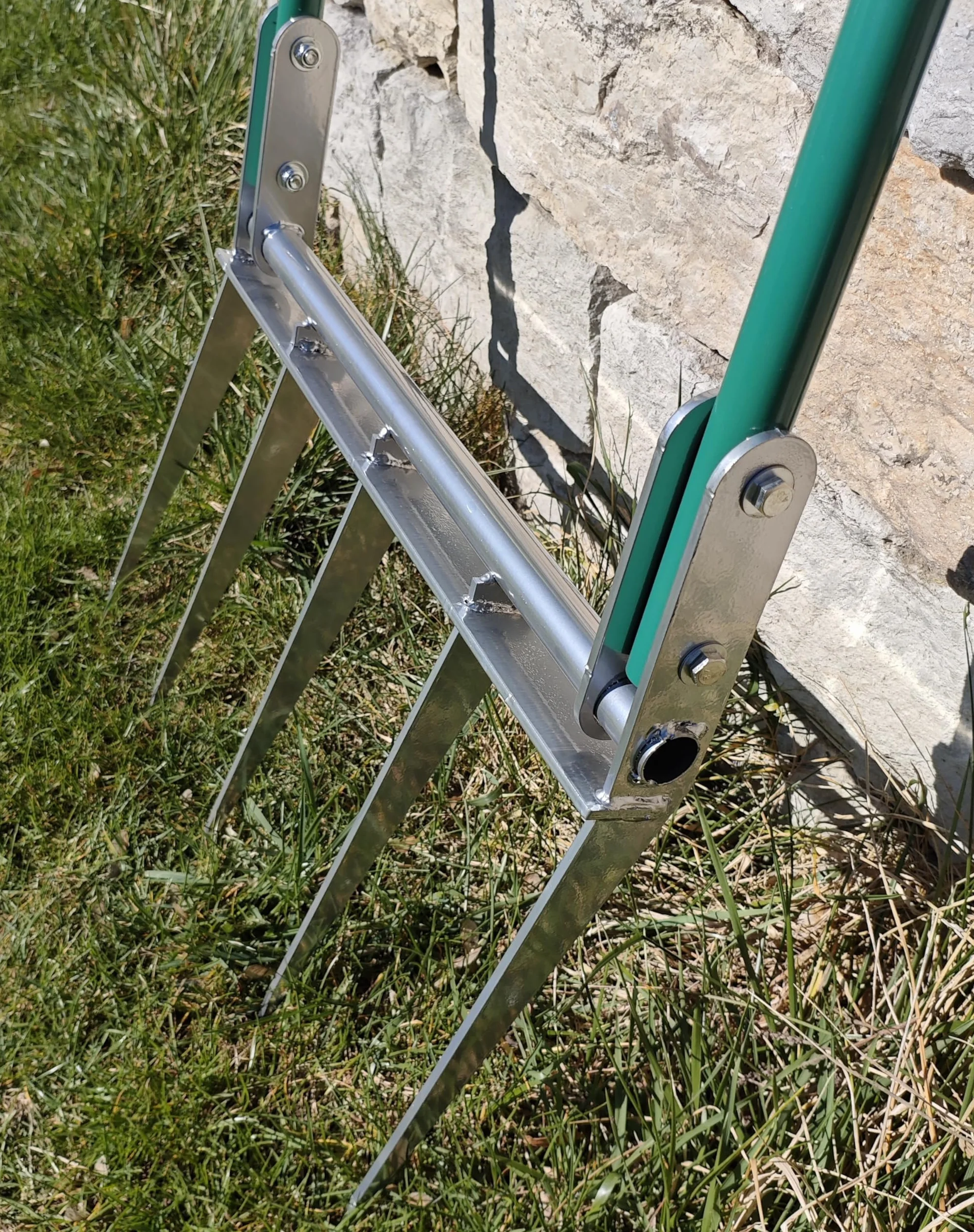 Broadfork Horquilla profesional para excavación – Ideal para aflojar y aeroespaciar profundamente – Ancho de trabajo 50 cm – Longitud de las púas 30 cm