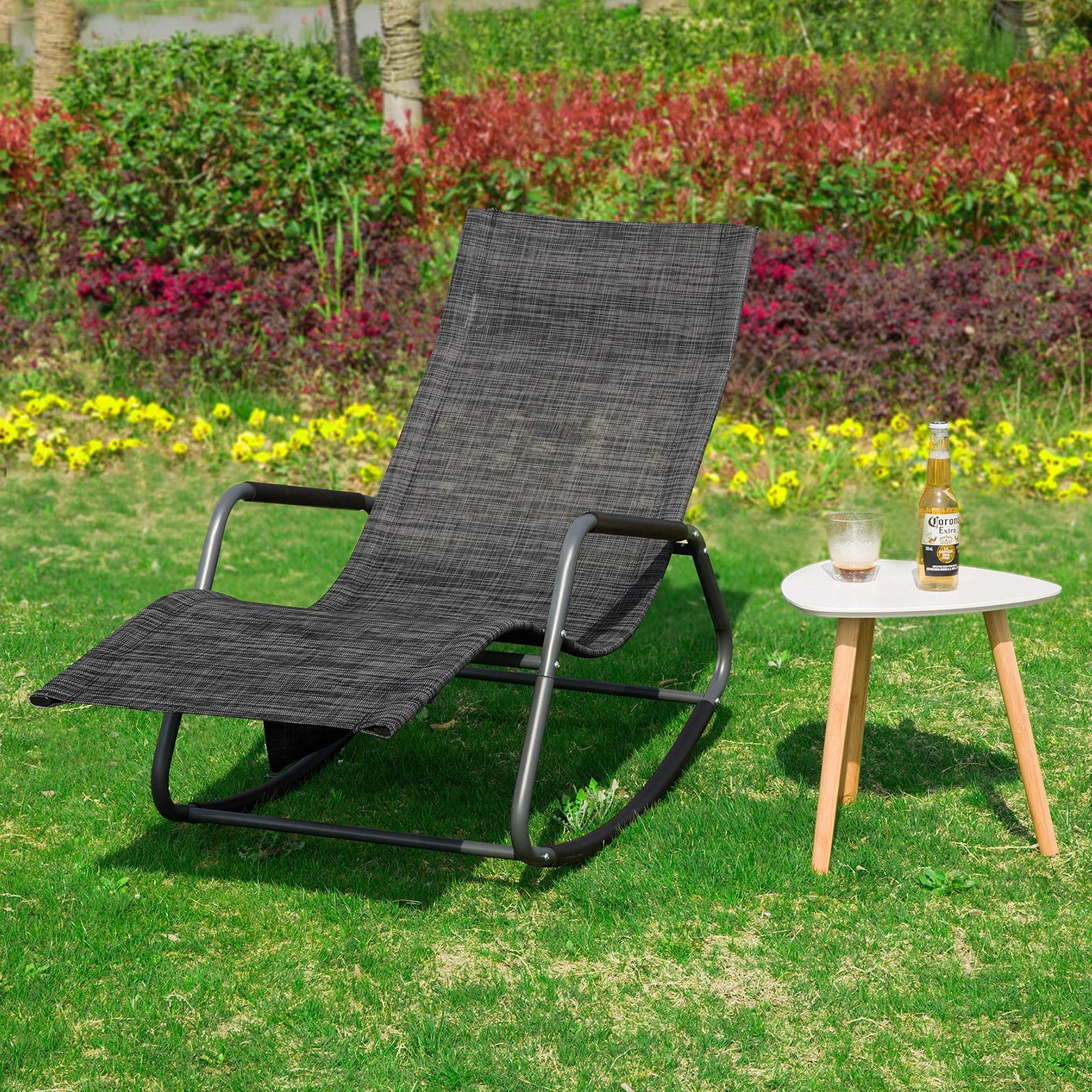SoBuy Tumbona Mecedora de Jardín Silla Playa con Bolsillo Lateral Sun Lounger Silla de Playa y Terraza para Camping, Patio o Piscina Negro/Gris 143x57x85 cm OGS47-MS