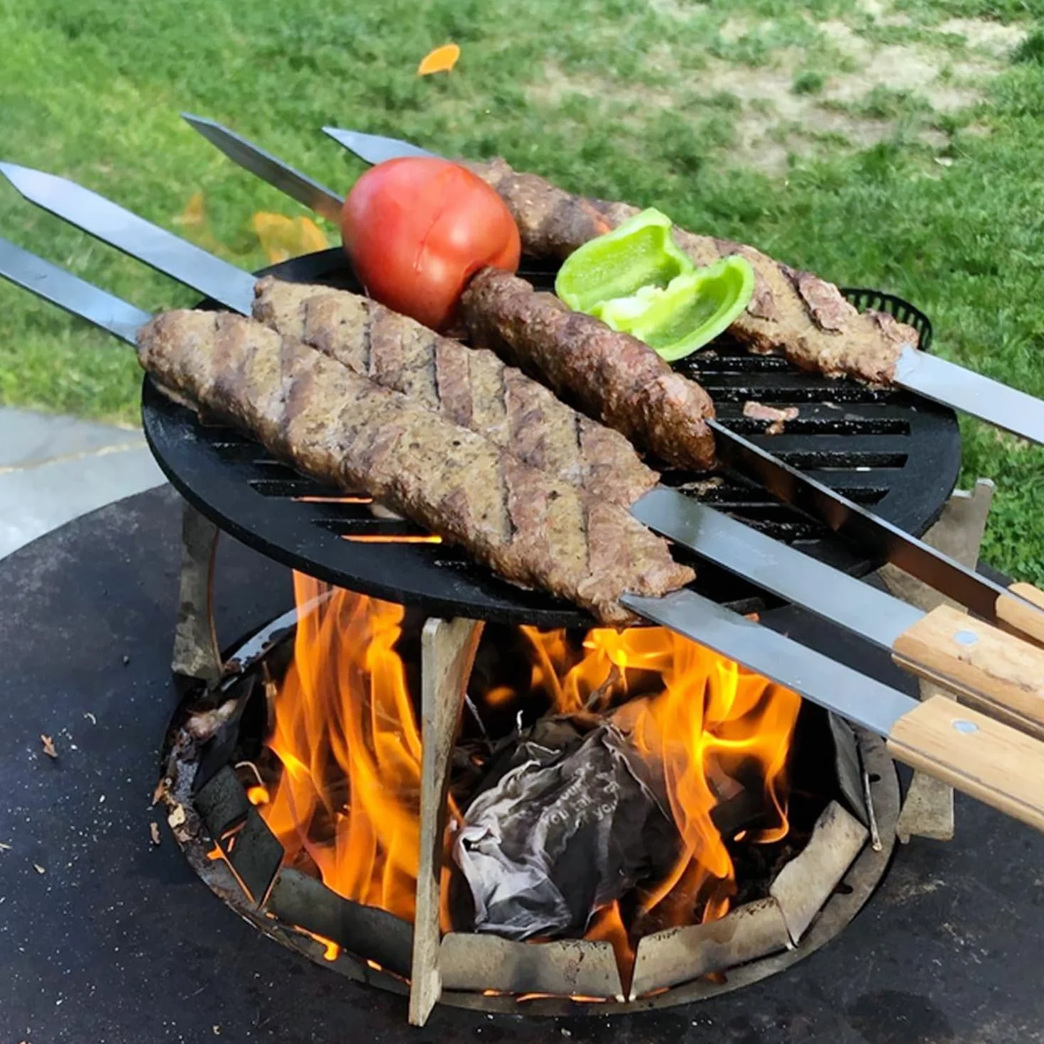 Goutime Brochetas para barbacoas y ahumadores,7 brochetas planas de acero inoxidable, 60 cm, brochetas para barbacoa, pinchos para carne, tenedor de carne, pinchos de metal,Con bolsa de almacenamiento