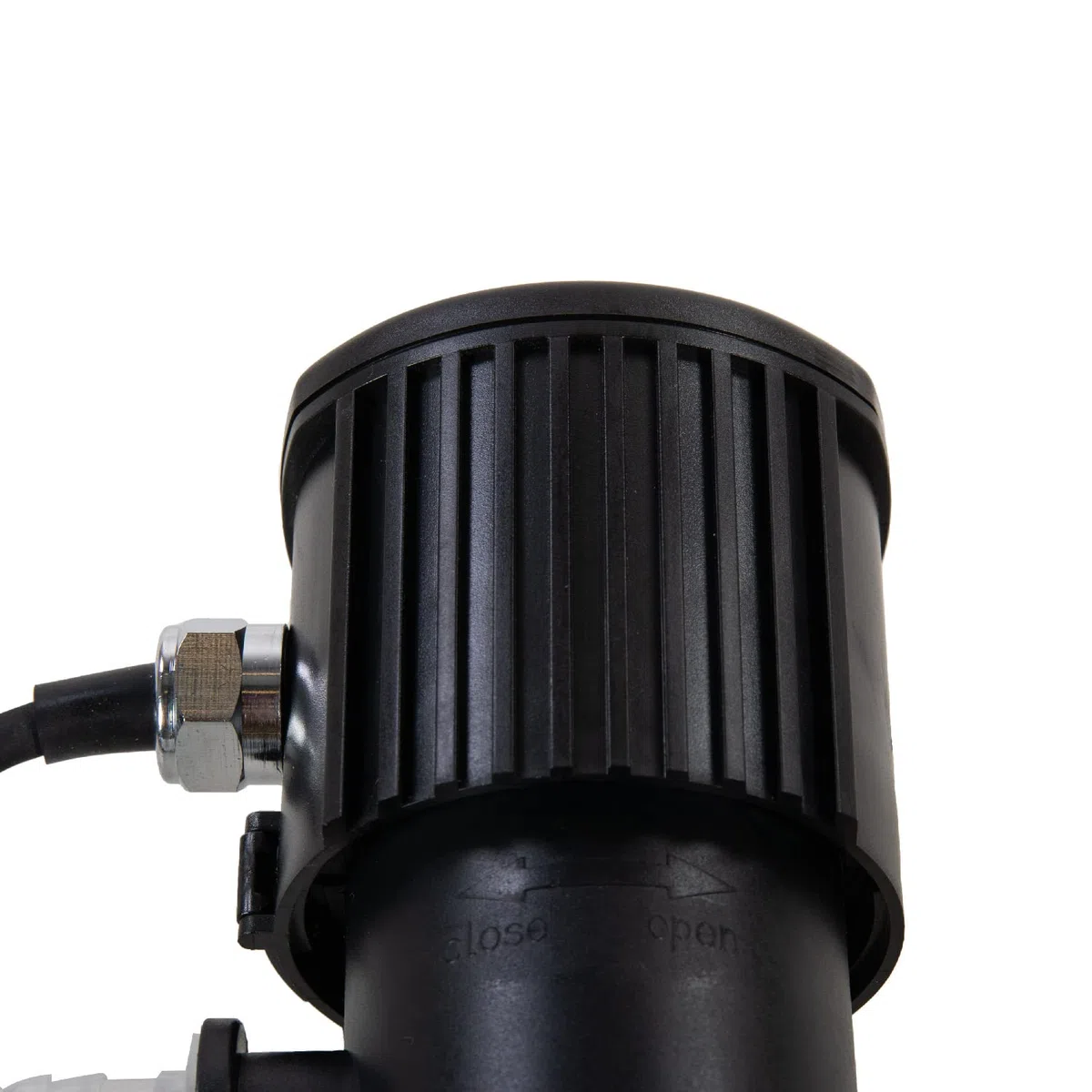 AquaForte GUV-207 UV-C, Estanque máx. 6 m³, caudal máximo 1,2 m³/Hora, 7 W, Carcasa con conexión Quick Lock, Equipada con 3 Conexiones: 3 Conexiones de Manguera 20/25/32/40 mm y Vidrio de succión UV