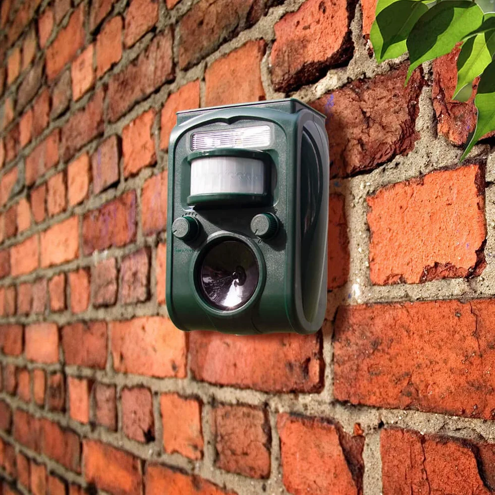 Ahuyentador solar ultrasonidos gatos | Jardines | Patios | Arenales | Tapias | Flores | Sofás y fundas