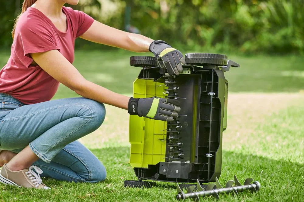 Ryobi RAC821-35cm Rodillo aireador para escarificador AC/DC